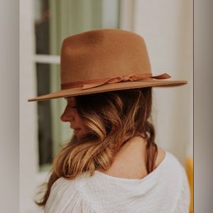 NWT Lack of Color Teak Zulu Hat